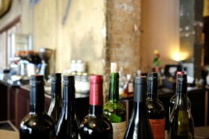 Lire la suite à propos de l’article Viniou avis : l’application qui révolutionne la gestion de cave à vin avec l’IA et des fonctionnalités innovantes